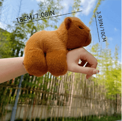 CAPYPULSE - PELÚCIA AGARRADINHA PULSEIRA CAPIVARA