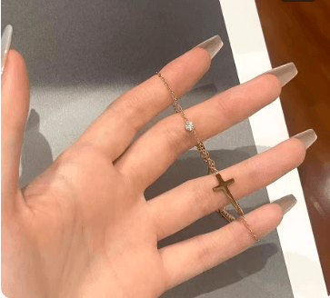 Pulseira Cruz Com Zircônia Brilhante